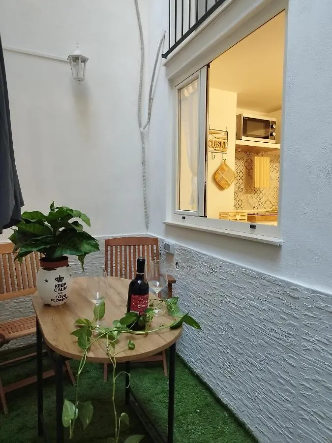 Appartement Il Conte A Casa à Naples Italie
